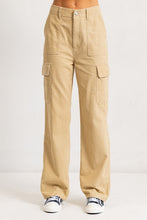 Load image into Gallery viewer, High Rise Corduroy Cargo Pants