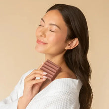 Load image into Gallery viewer, Cleansing Amber Shores Body Wash Bar