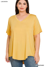 Load image into Gallery viewer, Short Sleeve V-Neck Hi-Low Top