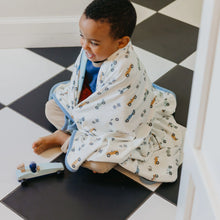 Load image into Gallery viewer, COPPER PEARL® 3-Layer Stretchy Quilt SPEEDSTER