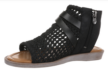Load image into Gallery viewer, Blowfish® Sandal- Dream