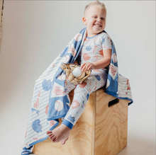 Load image into Gallery viewer, COPPER PEARL® 3-Layer Quilt - All Star