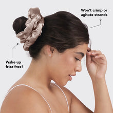 Load image into Gallery viewer, Satin Sleep Pillow Scrunchie, Black & Gold - 2 Pack