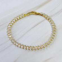 Load image into Gallery viewer, Marquise Cut Sparkle Tennis Bracelet