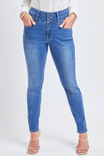 Load image into Gallery viewer, Missy Fashion First Mid-Rise 3-Button Skinny Jean