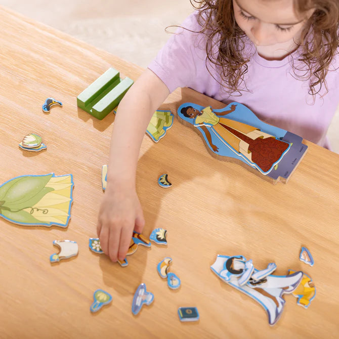 Disney Princess Tiana Wooden Magnetic Dress-Up Play Set