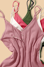 Load image into Gallery viewer, Ribbed Half Snap Button Closure Cami Top