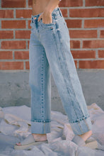 Load image into Gallery viewer, Vintage Washed Straight Jeans With Side Stitch Detail
