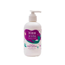 Load image into Gallery viewer, Regal Body Wash and Dazzling Body Lotion Set
