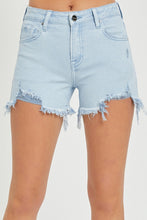 Load image into Gallery viewer, Mid Rise Shorts with Frayed Hem
