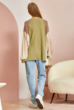 Load image into Gallery viewer, Colorblock Tunic Top
