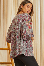 Load image into Gallery viewer, Floral Embroidery Print Top
