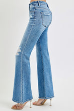 Load image into Gallery viewer, Risen Tummy Control Mid Rise Flare Jeans
