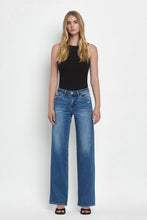 Load image into Gallery viewer, Mid Rise Full Length Wide Leg Jeans
