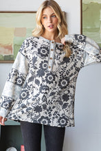 Load image into Gallery viewer, Long Sleeve Print Reverse Contrast Top
