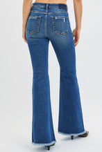 Load image into Gallery viewer, Plus Size High Rise Flare Jeans
