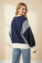 Load image into Gallery viewer, Plus Navy Mixed Print Oversized Sweatshirt

