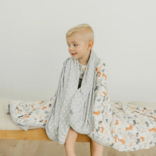 Load image into Gallery viewer, COPPER PEARL® Three-Layer Quilt - Rufus
