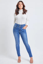 Load image into Gallery viewer, Missy Fashion First Mid-Rise 3-Button Skinny Jean
