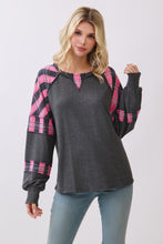 Load image into Gallery viewer, Plaid Contrast Long Sleeve Pullover Top
