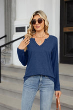 Load image into Gallery viewer, V-Neck Long-Sleeved Loose Top
