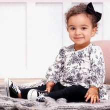 Load image into Gallery viewer, Bamboo Toile Tunic Set – Floral Top &amp; Leggings
