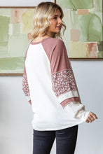 Load image into Gallery viewer, Floral Contrast Raglan Sleeve Top
