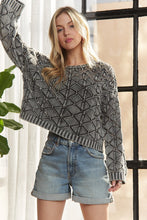 Load image into Gallery viewer, Diamond Knit Cardigan Pull Over
