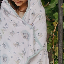 Load image into Gallery viewer, COPPER PEARL® Big Kid Hooded Towel - Star Wars Grogu
