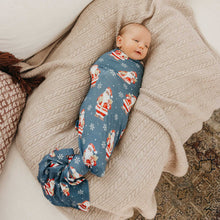 Load image into Gallery viewer, COPPER PEARL® Knit Blanket SANTA CLAUS
