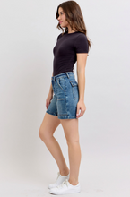 Load image into Gallery viewer, High Waisted Utility Mid Length Shorts
