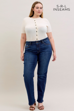 Load image into Gallery viewer, Judy Blue Dark Wash Midrise Straight Jean
