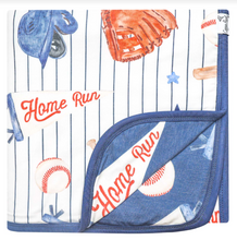 Load image into Gallery viewer, COPPER PEARL® 3-Layer Quilt - All Star
