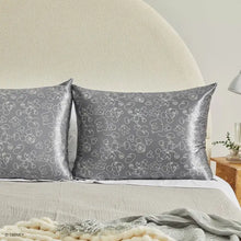 Load image into Gallery viewer, Kitsch &amp; Mickey and Minnie Satin Pillowcase - Mickey Magic

