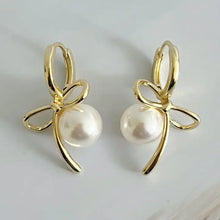 Load image into Gallery viewer, Bow with Pearl Drop Hoop Earring
