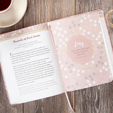 Load image into Gallery viewer, Daily Wisdom For Women (Yearlong Devotional)
