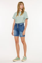 Load image into Gallery viewer, High Rise Skinny Bermuda Shorts
