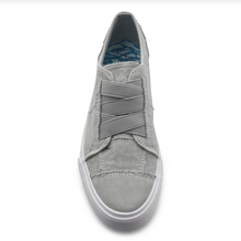 Load image into Gallery viewer, Blowfish Sneaker - Marley / Vapor Color Washed Canvas
